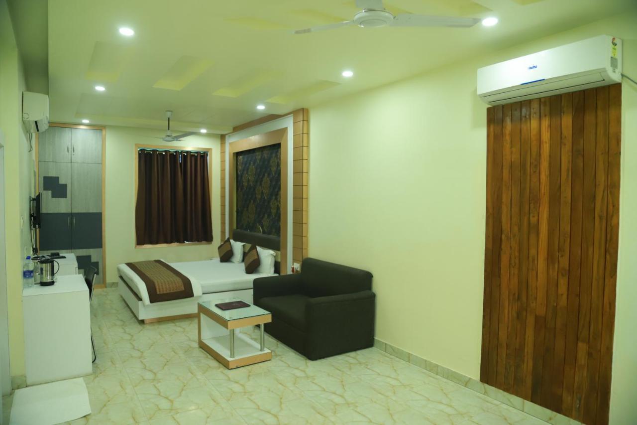 Hotel Sukhdeo Palace Gaya Exterior foto